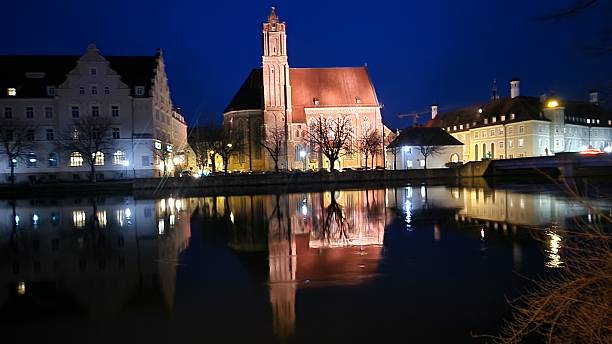istock Landshut in night - church 2212387100
