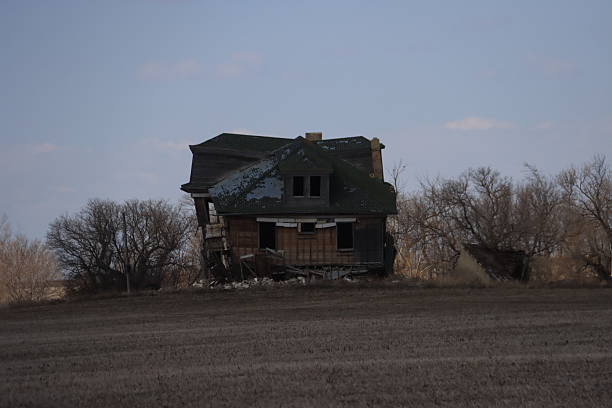 istock Abandoned Buildings in Saskatchewan 2212396283