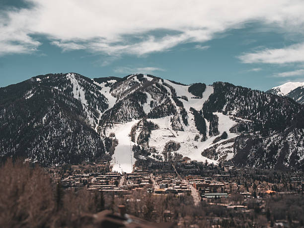 istock Aspen Mountain in Aspen, Colorado 2212562852
