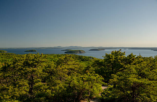 istock Islands Float in the Atlantic Ocean on Clear Summer Day 2212607642