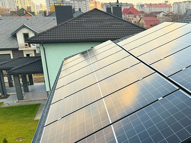 istock Residential solar power system efficiently producing green energy. 2212633418