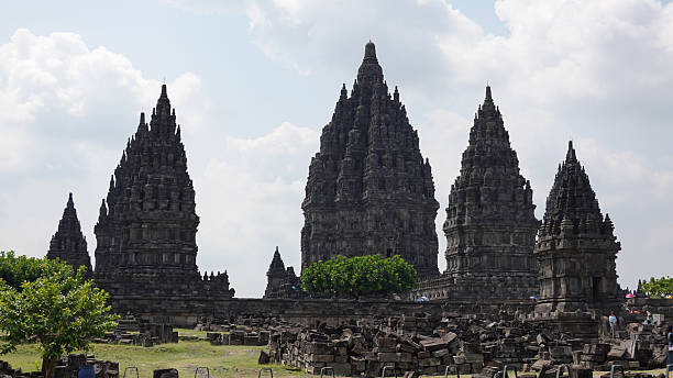 istock Roro Jonggrang Temple in Prambanan Complex 2212634104
