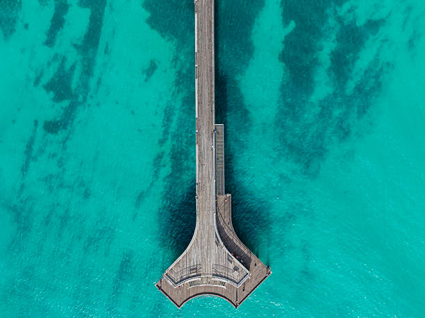 istock Lorne Pier Great Ocean Road 2212649196