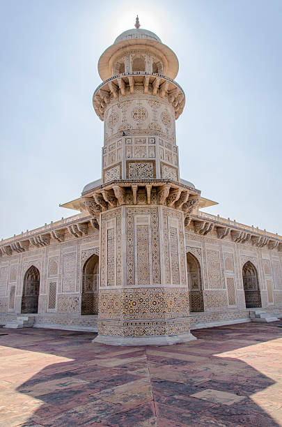 istock Itmad-Ud-Daulah Tomb. 2212675107