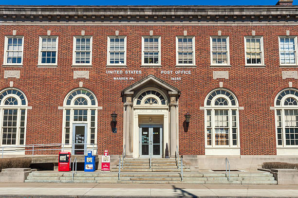 istock Downtown Warren PA on a Clear Summer Day 2212697098