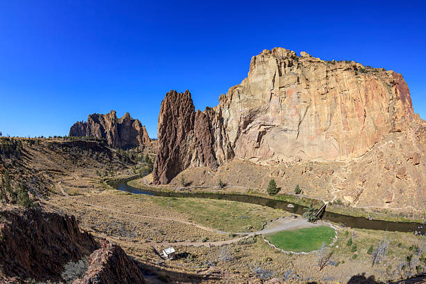 Smith Rock State Park near the town of Terrebonne, Oregon, USA.