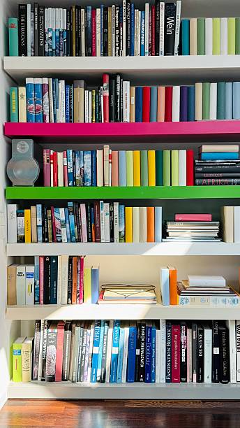 Full Frame Shot Of Books In Bookshelf