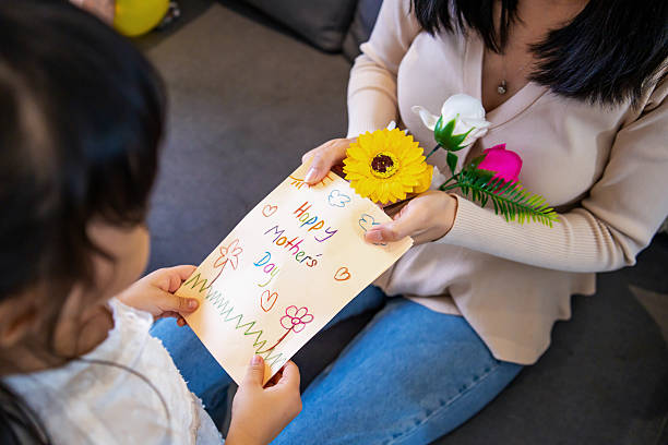 istock best mother's day wishes 2212776954