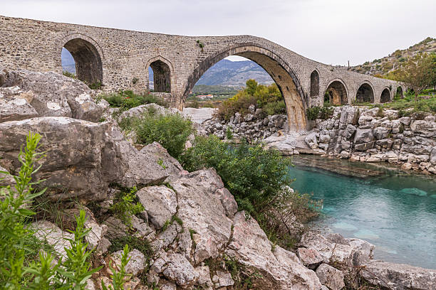 istock The historic stone arch Mesi Bridge over the Kir River. 2212799440