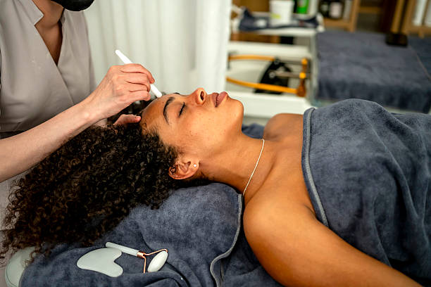 istock Relaxing Facial Beauty Treatment 2212814650
