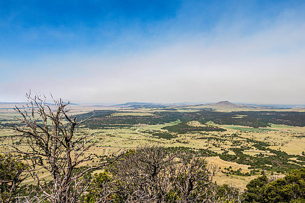 istock Raton-Clayton Volcanic Field 2212816579