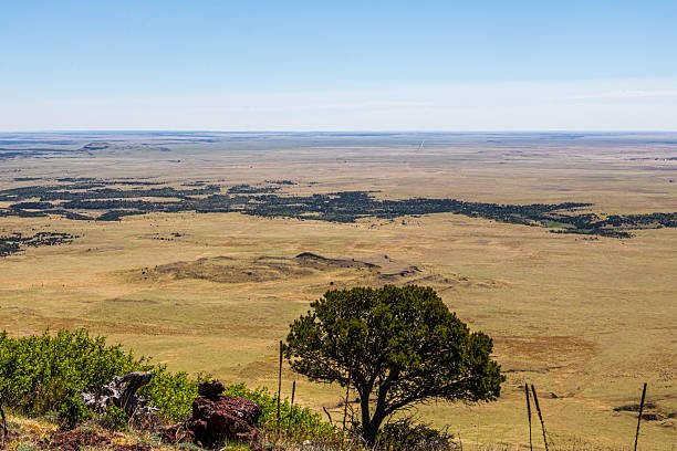 istock Raton-Clayton Volcanic Field 2212817881