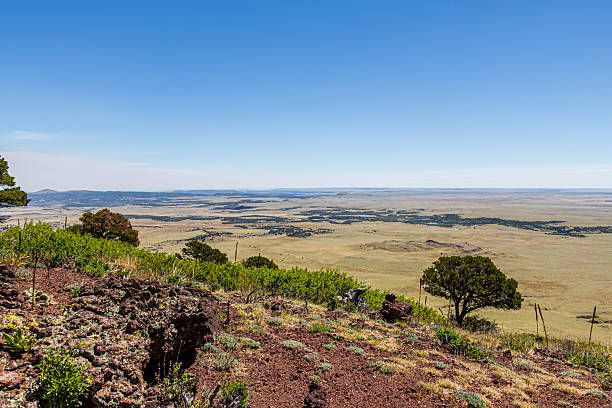 istock Raton-Clayton Volcanic Field 2212818007
