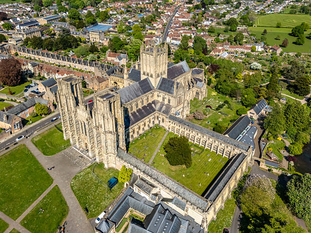 istock Wells Cathedral with historic cemetery 2212861101