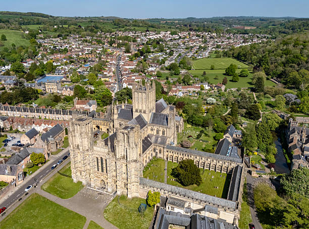 istock Wells Cathedral with historic cemetery 2212861174