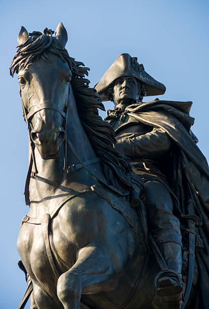 istock The Washington Monument in Philadelphia at Eakins Oval 2212876984