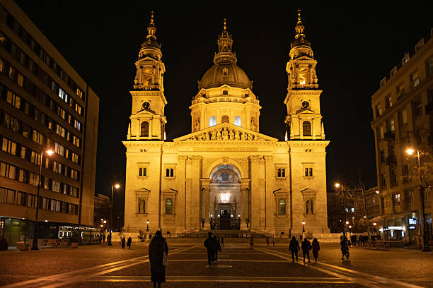 This monumental church was built in neo-classical and neo-renaissance style. It is the largest church in Budapest