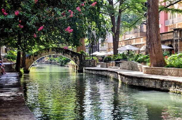 istock Tranquil Pathway Along the San Antonio River Walk 2212938749