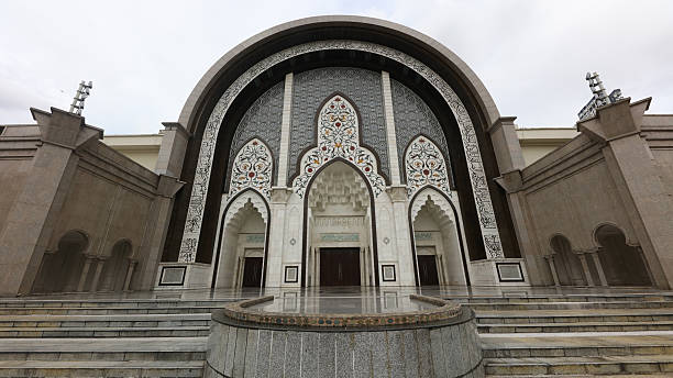 istock Masjid Wilayah Persekutuan 2212948010