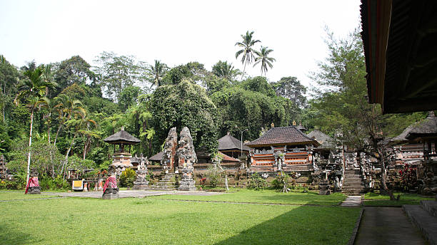 istock Gunung Kawi Sebatu Temple 2212950937
