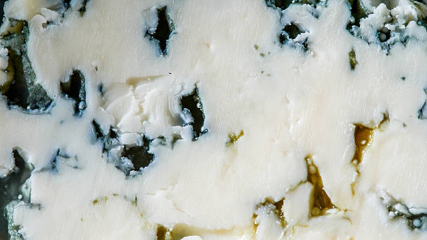 istock Macro fom danish blue cheese 2213040058