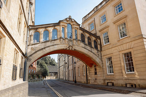 istock Oxford University, Bridge of Sighs 2213041095