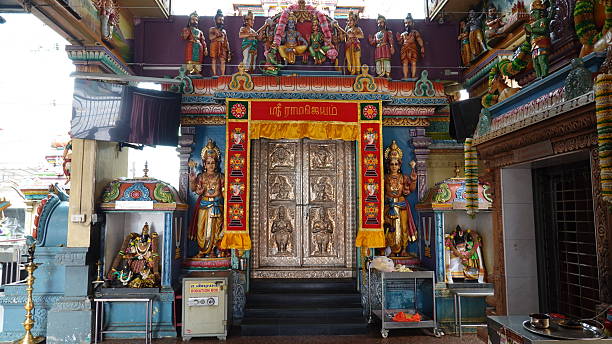 istock Sri Vadapathira Kaliamman Temple 2213110933