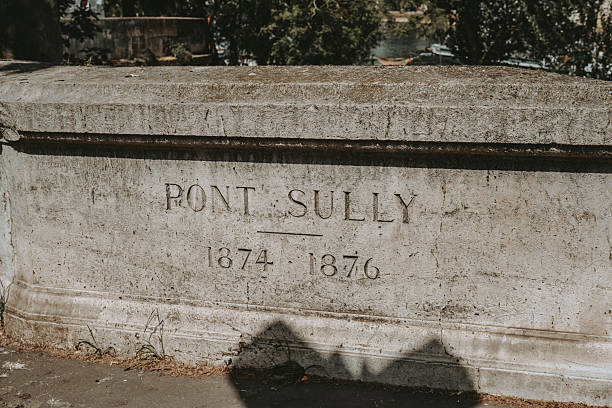 istock Sully Bridge in Paris over the Seine River 2213348744