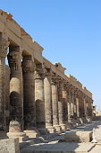 philae-tempel-im-freien.jpg?b=1&s=170x170&k=20&c=vFco8CblpxqDY8SM3nFFVpzmiVjjjUKrPYDptoV9pRA=