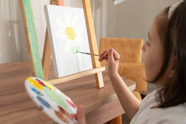 istock Little painting artist 2213459989