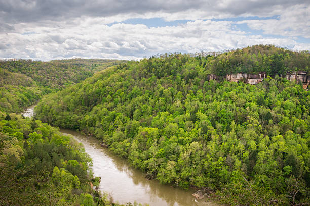 istock River Overlook at Big South Fork National River and Recreation Area 2213480902