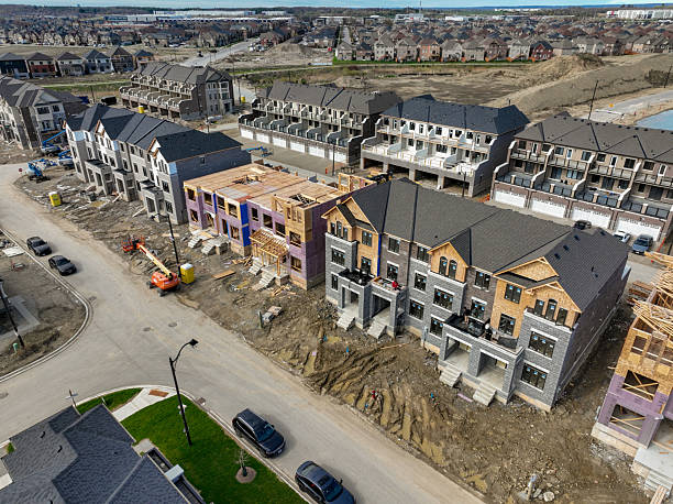 istock Suburban Sprawl New Housing Construction 2213624814