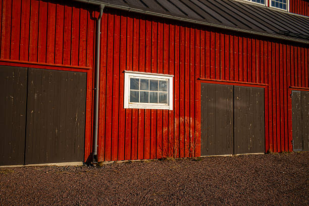 istock Bright red  farmers barn 2213742550
