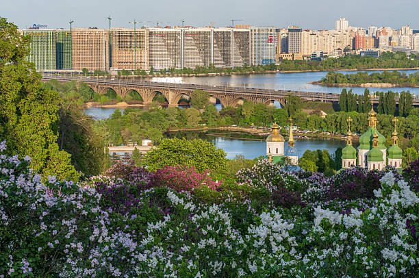 istock Scenic spring view of Kyiv with blooming lilacs. 2213769737