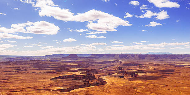 istock Meandering River through Canyonlands under a Clear Sky 2213830771