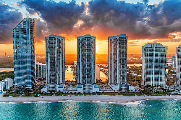 istock Miami Area Coastal Resorts 2213899121