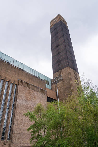 istock Tate Modern, Art gallery in London, England, UK 2214002386