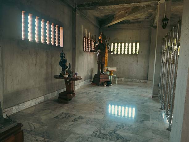 Wat Chang Mob is a peaceful Buddhist temple located near the Thai–Cambodian border in Surin Province, Thailand. Despite having no residing monks, the temple is well-kept by the local villagers and serves as a serene place for spiritual retreat and cultural reflection.