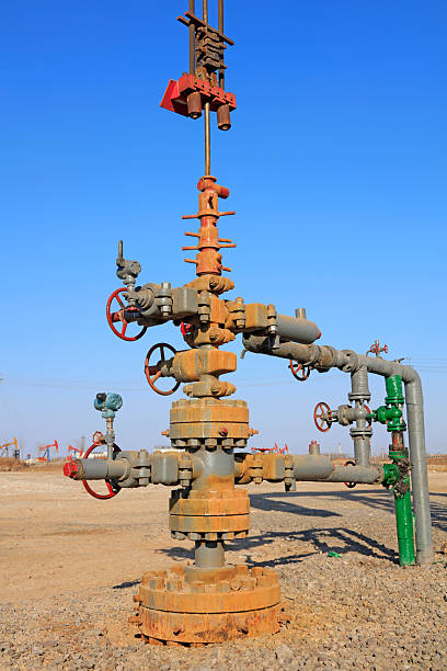 istock Oil pipeline and equipment 2214164757