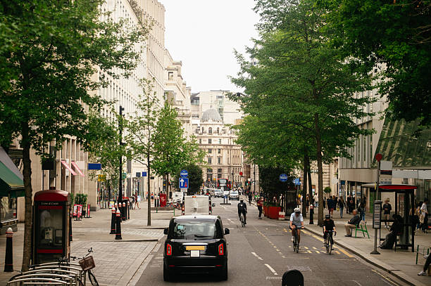 istock Street in London 2214187433