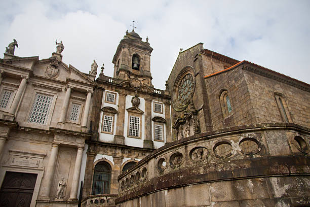 istock Brief: Trending Travel Destinations:Porto 2214474030