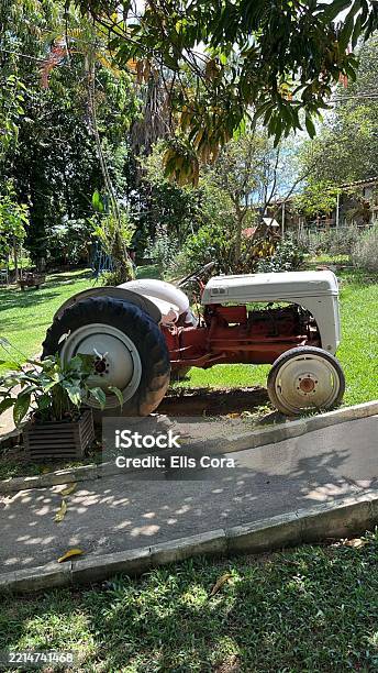 Old Ford Tractor Stock Photo - Download Image Now - Aging Process, Agricultural Field, Agricultural Machinery