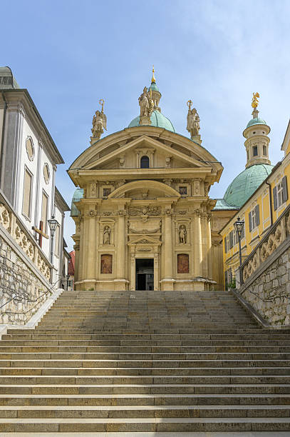 istock Modern architecture meets nature in Linz, Austria at the city hall featuring brutalist design elements 2215005449