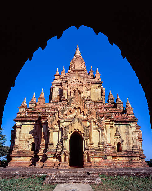North Guni Temple is one of Bagan’s quieter temples.
