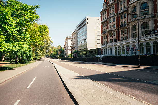 istock Avenue in Hyde Park, London 2215068017