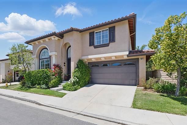 istock Modern California Home with Natural Light, Open Floor Plan, and Scenic Views 2215116946