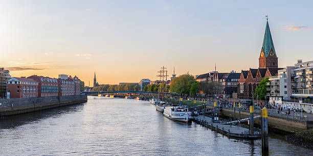 Evening atmosphere on the Weser in Bremen