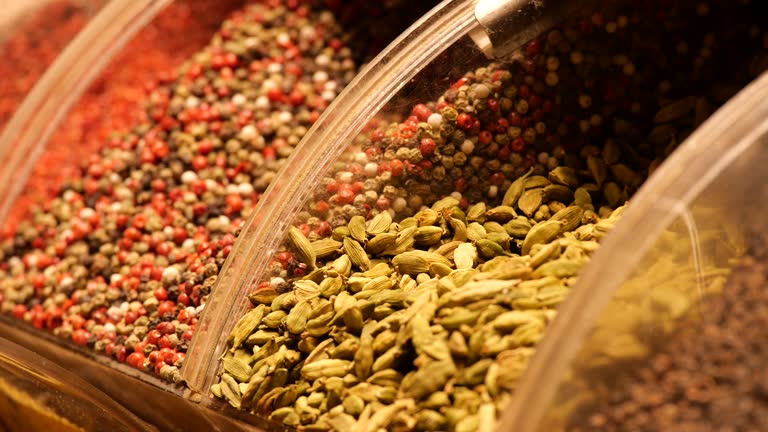 Discovering diverse spices in a local market