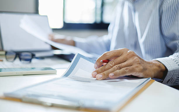 istock business and finance 2215341513