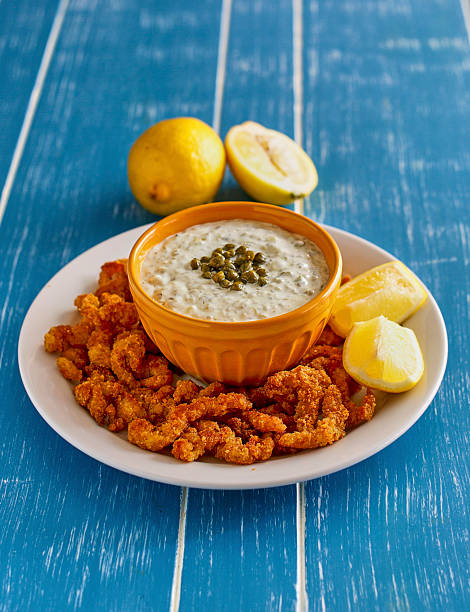 Fried Clams with Tartar Sauce